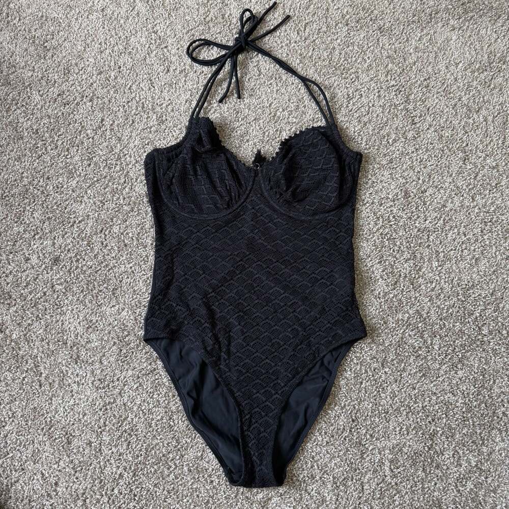 Puor Moi Black Crochet One Piece Underwire Bust Halter Back Swimwear Swimsuit